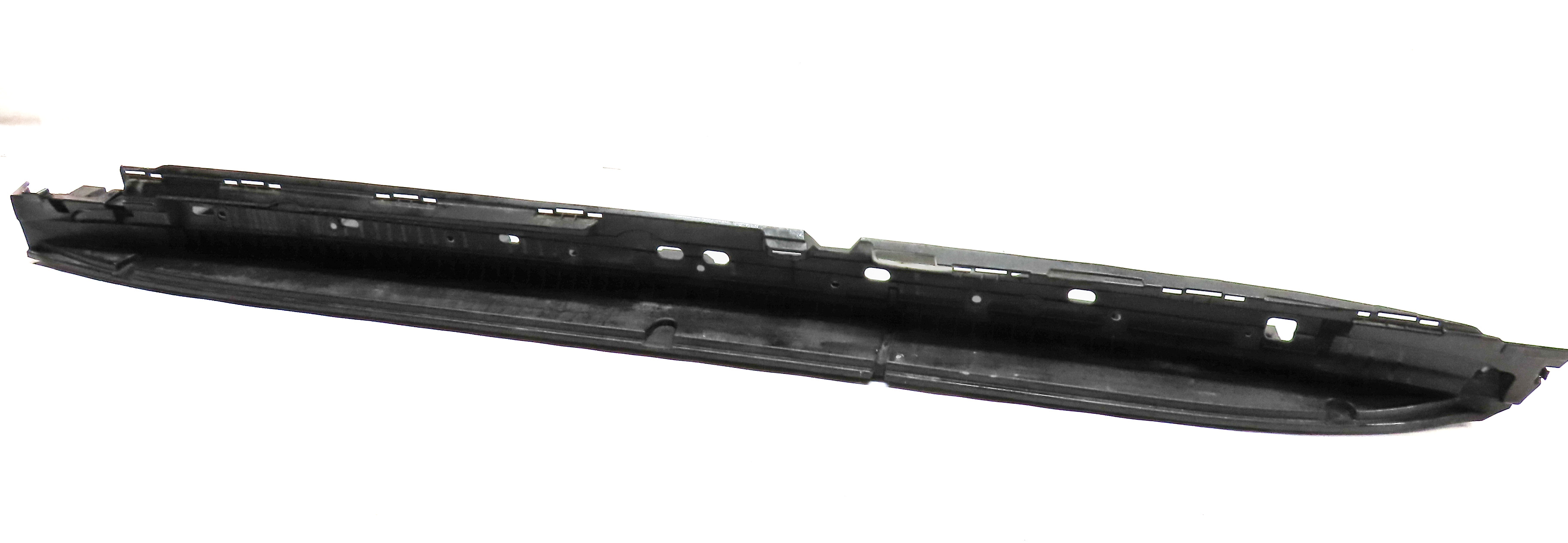 13-19 MERCEDES GL GLS CLASS (X166) LEFT DRIVER SIDE RUNNING BOARD MOUNT BRACKET — exact item pictured